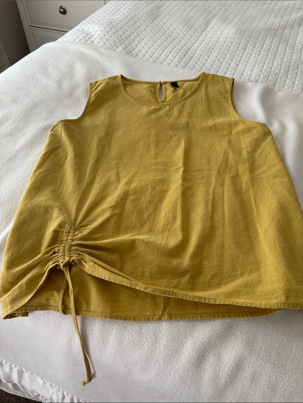 Sleeveless Drawstring Side-Ruched Tank Top - Mustard size Large